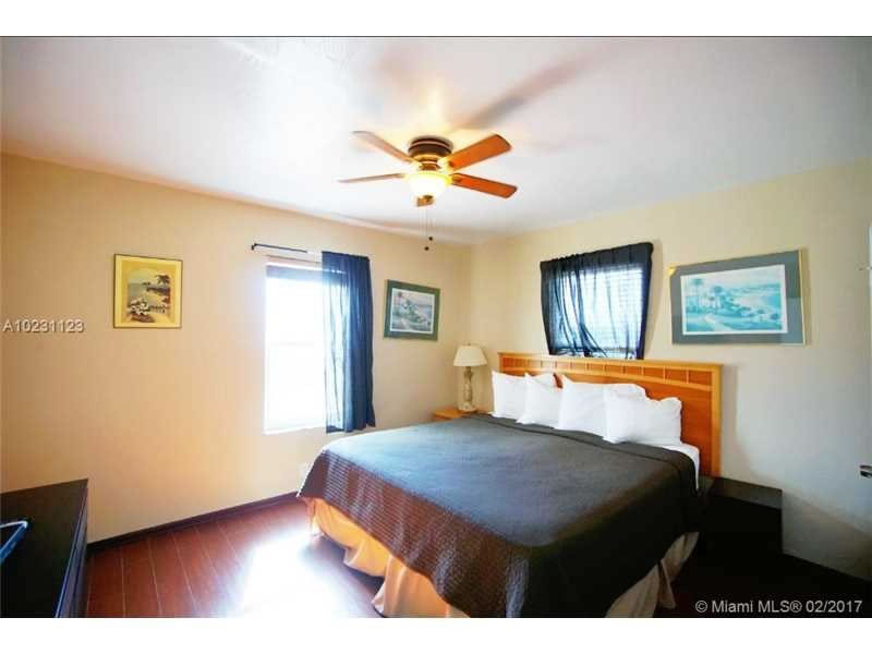 Hollywood Beach Hotel For Sale - 8 Units near beach and boardwalk - $2,750,000