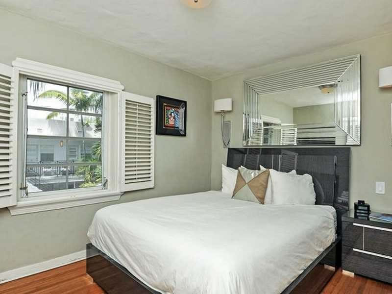 Hollywood Beach Hotel For Sale - 8 Units near beach and boardwalk - $2,750,000
