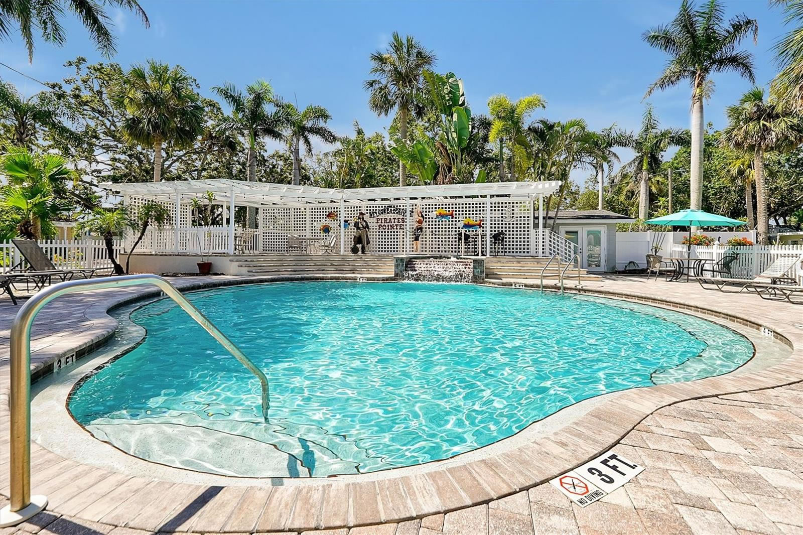 16 Unit Resort For Sale on Gulf Of America in Ruskin, FL