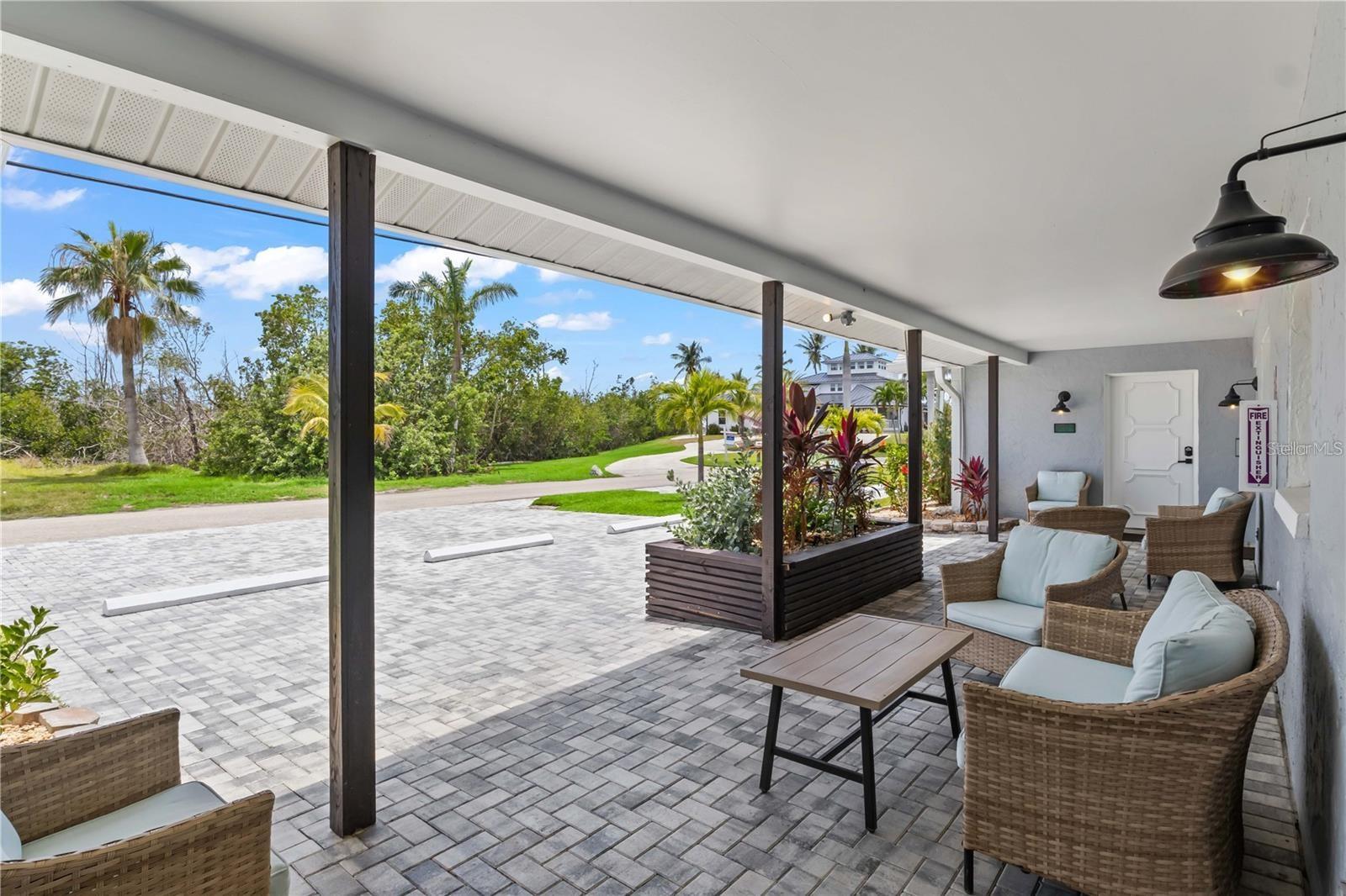 12 Hotel Rooms and 5 Boat Slips For Sale in Matlacha, FL $3,250,000 12 Hotel Rooms and 5 Boat Slips For Sale in Matlacha, FL $3,250,000